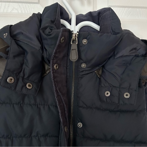 LOGG Puffer Vest - Picture 7 of 9